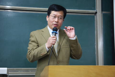 武波照片